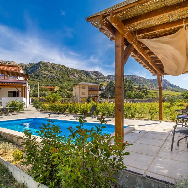 Apartmani Adriatic- Ba&scaron;ka, otok Krk, Apartments Adriatic with pool, Draga Ba&scaron;ćanska, Krk Island, Croatia Ba&scaron;ka - otok Krk
